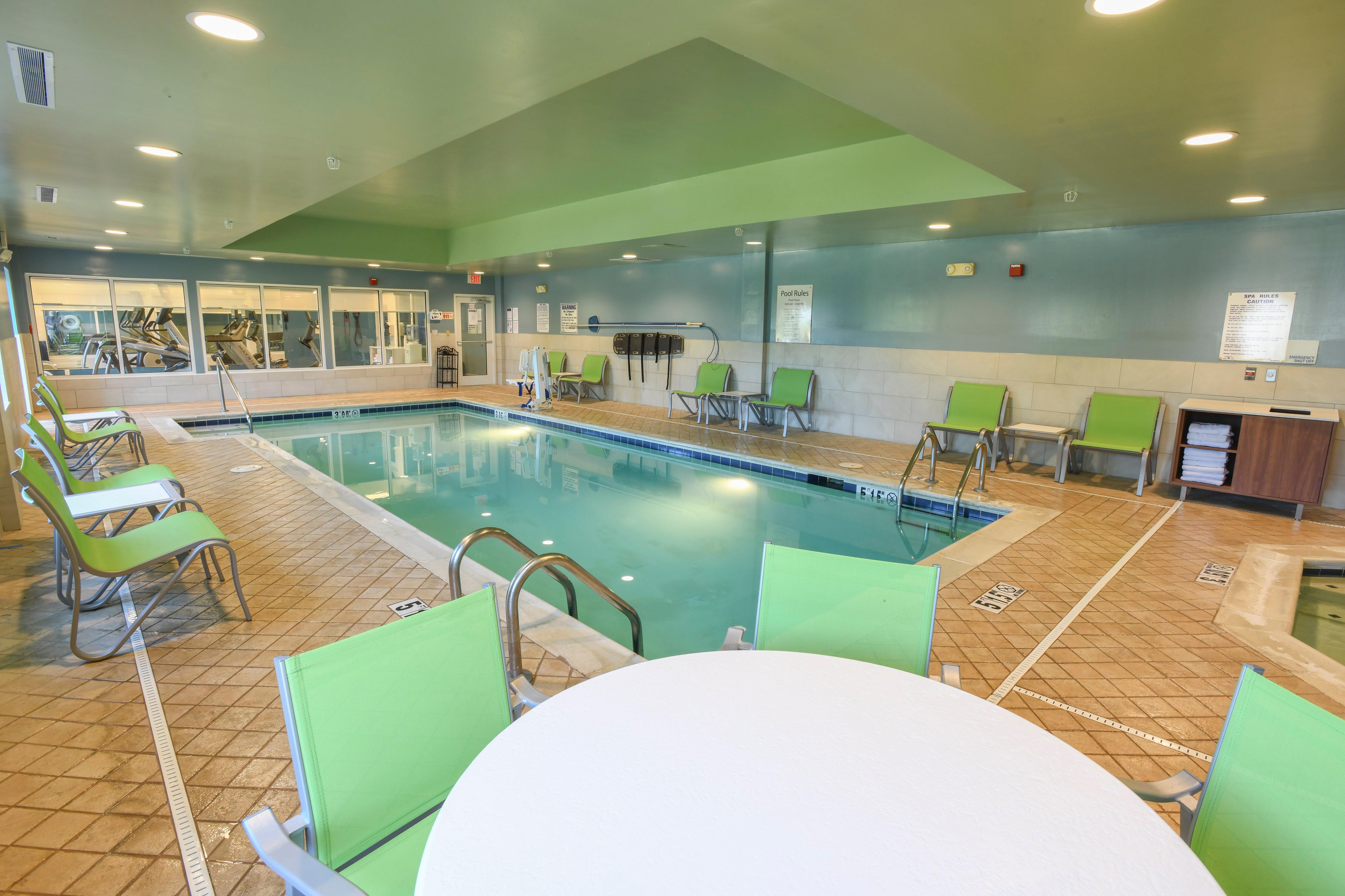 Holiday Inn Express Hotel & Suites Richwood - Cincinnati South By Ihg Экстерьер фото